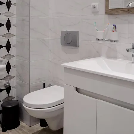 Classy And Cozy Near Tasmajdan Park And Flower Piazza Βελιγράδι
