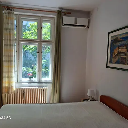 Classy And Cozy Near Tasmajdan Park And Flower Piazza Βελιγράδι