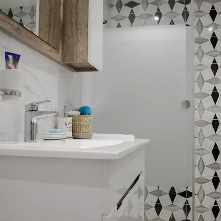 Classy And Cozy Near Tasmajdan Park And Flower Piazza Βελιγράδι