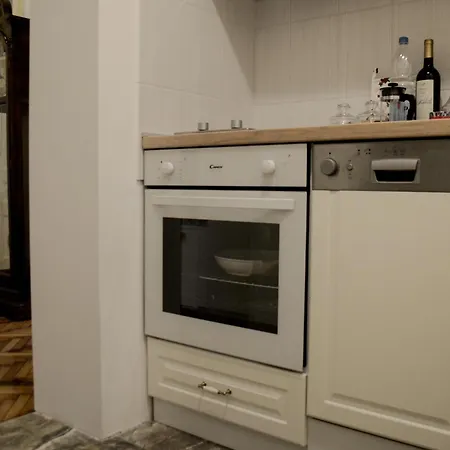 Classy And Cozy Near Tasmajdan Park And Flower Piazza *